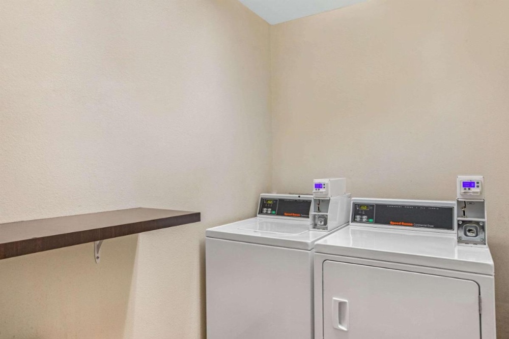 La Quinta Inn & Suites by Wyndham Little Rock North - Mccain Mall Image 13