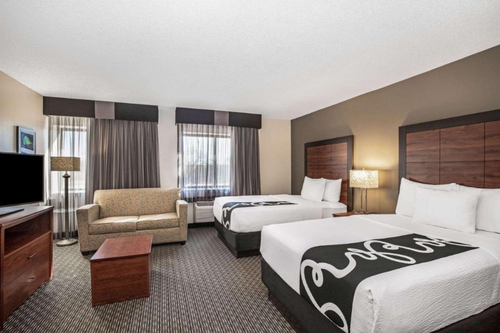 La Quinta Inn & Suites by Wyndham Little Rock North - Mccain Mall