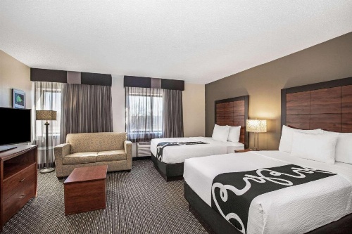 La Quinta Inn & Suites by Wyndham Little Rock North - Mccain Mall image 21