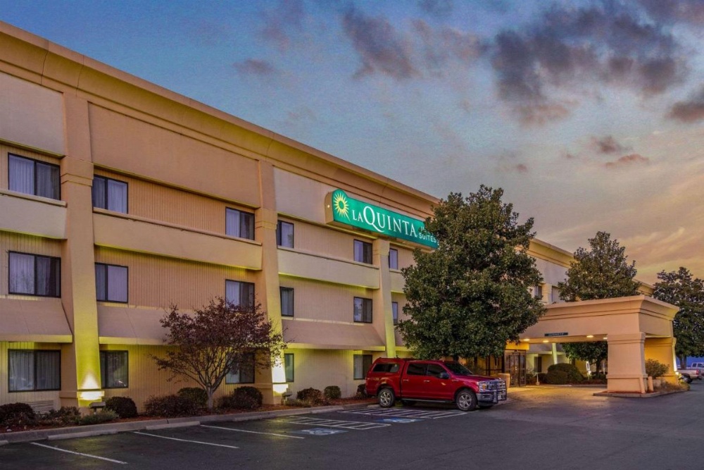 La Quinta Inn & Suites by Wyndham Little Rock North - Mccain Mall Image 30