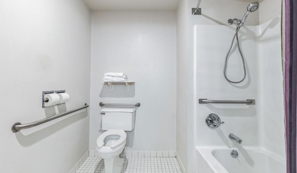 La Quinta Inn & Suites by Wyndham Little Rock North - Mccain Mall