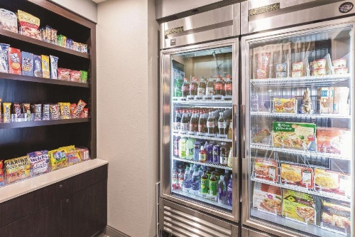 La Quinta Inn & Suites by Wyndham Little Rock North - Mccain Mall image 44